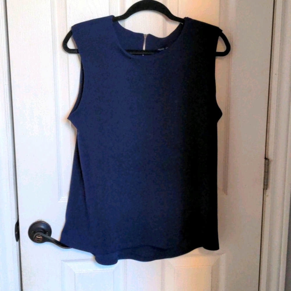 $5 sale -NWOT Women's XL blouse